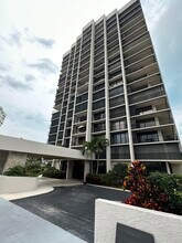 Building Photo - 5047 N Hwy A1A