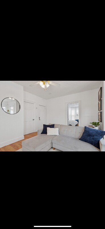 Building Photo - 46 Linden St