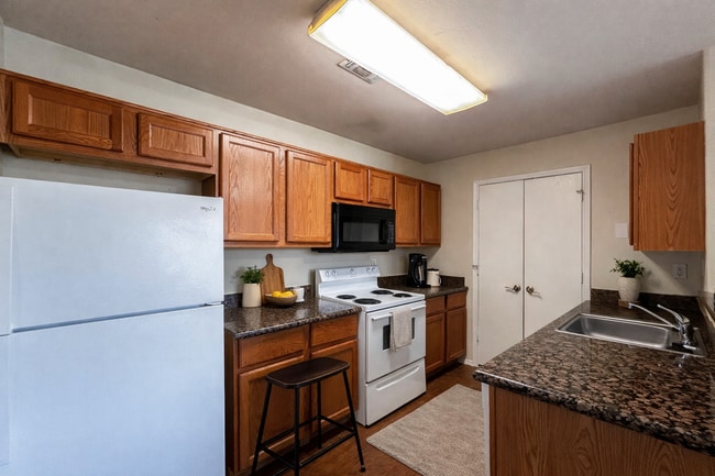 Building Photo - Centennial Apartments