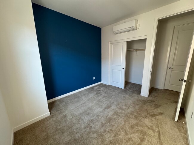 Building Photo - 5891 Cadence Ave