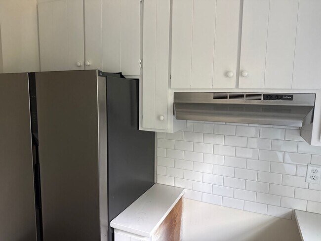 Foto del edificio - 3873 Fairmont Ave