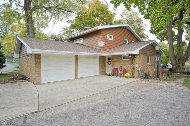 Building Photo - 4184 Hunsicker Dr
