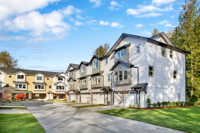 Building Photo - The Ridge Townhomes