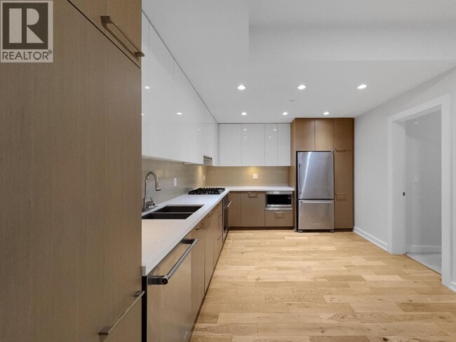 Photo du bâtiment - 5311 Cedarbridge Way