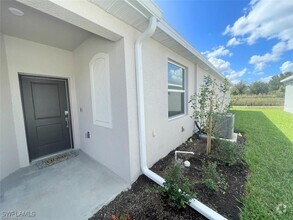 Building Photo - 20699 Hazelnut Ct