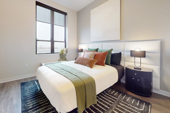 Interior Photo - Roxford at The Crosswalks