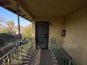 Building Photo - 4549 Ashcroft Ave