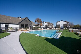 Building Photo - The Aria