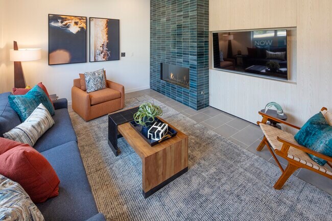 Salón de la casa club - McKinney Lane Apartments
