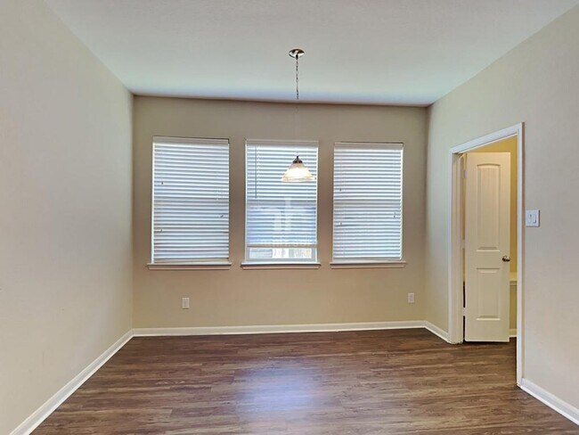Building Photo - 14730 Fall Creek Preserve Dr