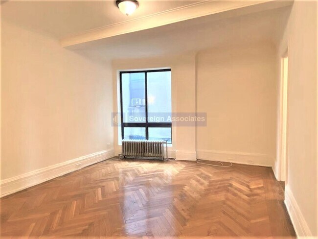 Foto del edificio - 77 W 104th St
