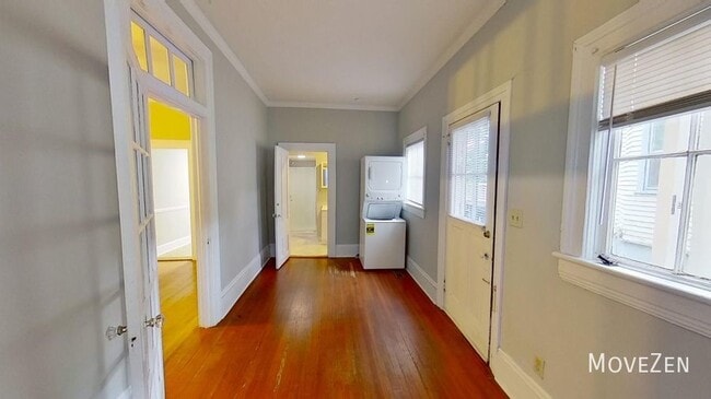 Building Photo - 604 N Blount St