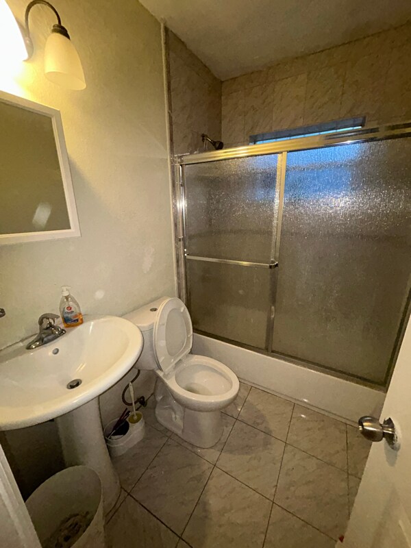 Building Photo - 1532 NE 148th St