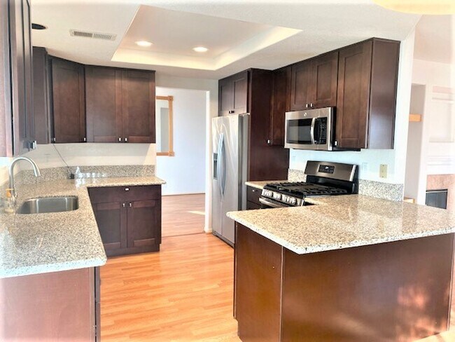 Building Photo - Beautiful Cul-de-sac PUSD home