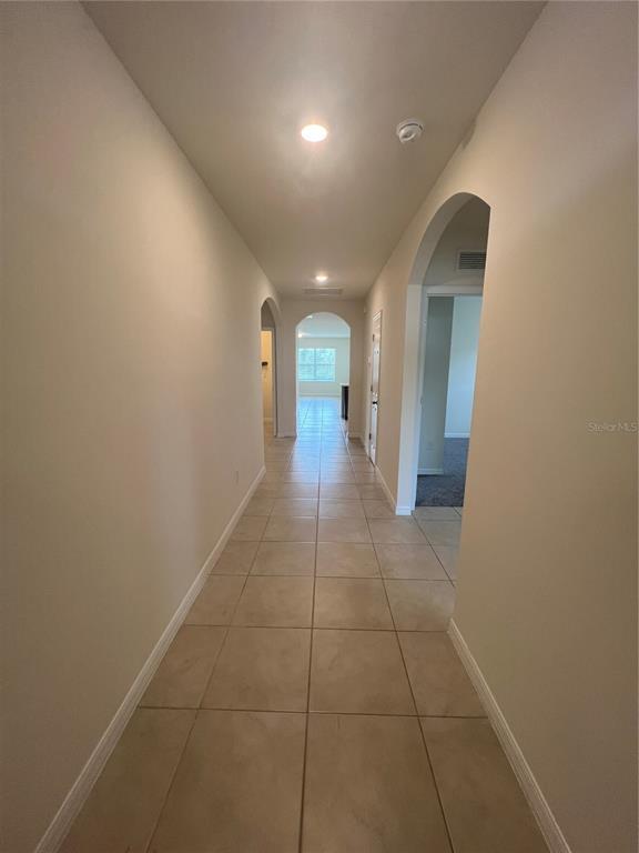 Building Photo - 26291 Trinilas Dr