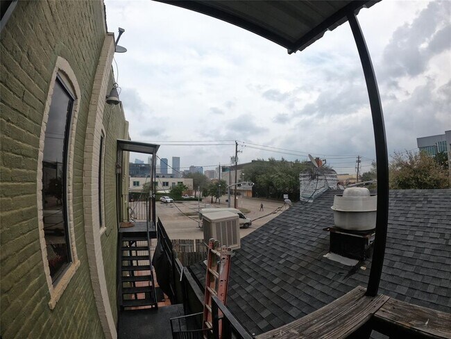 Foto del edificio - 1012 McGowen St