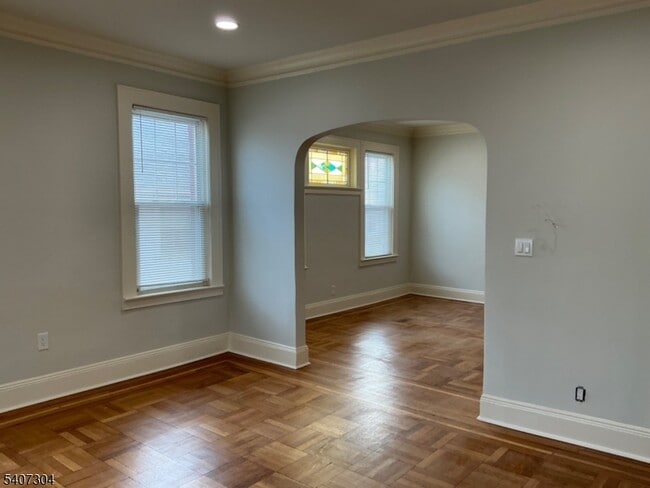 Building Photo - 176 Weequahic Ave