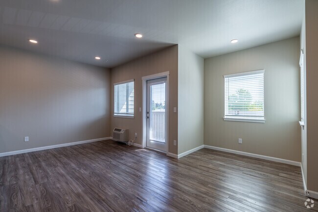 2HAB, 2BA - 1,019 ft² - Sala de estar - Spring Woods