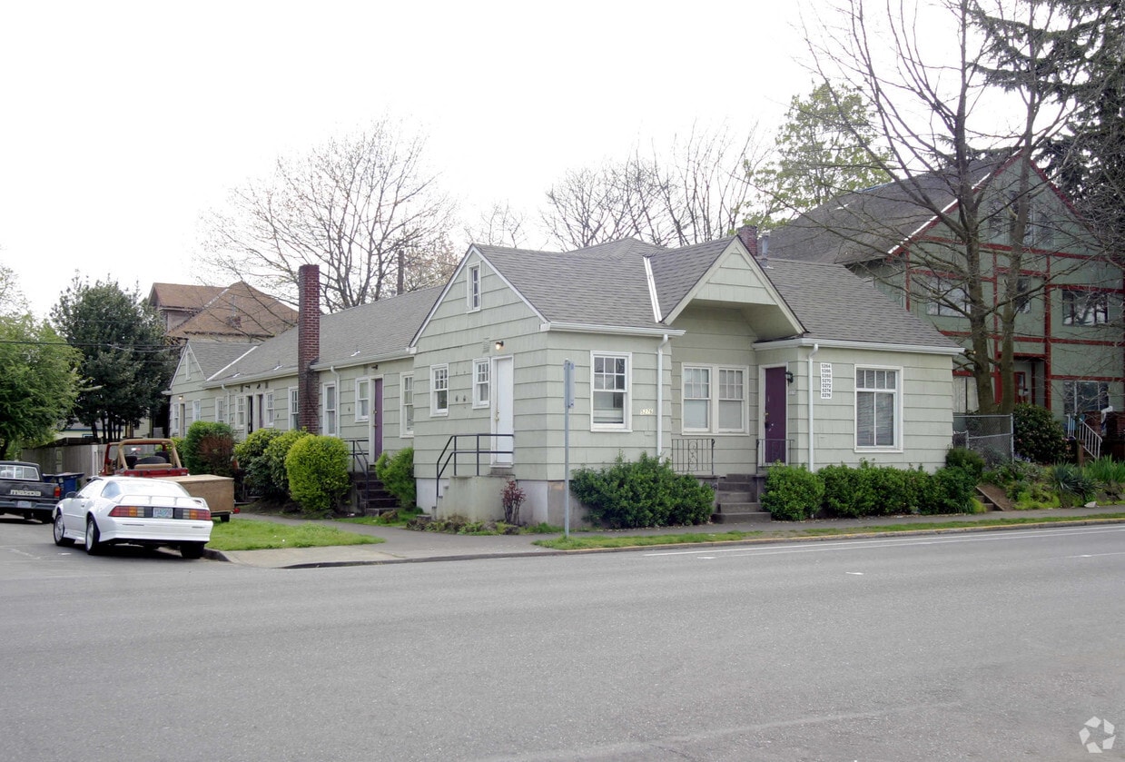 Building Photo - The Sycamore Apartments