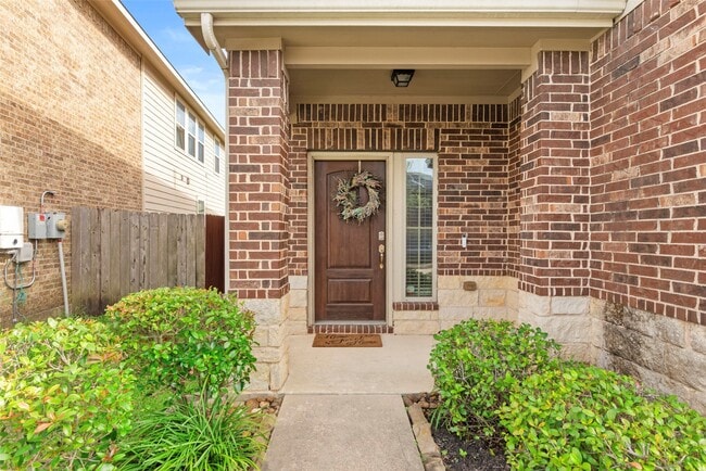 Foto del edificio - 3418 Bainbridge Hill Ln