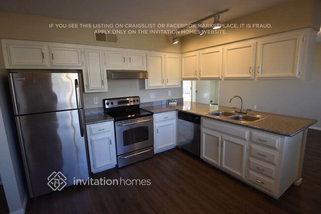 Building Photo - 2929 W Michelle Dr