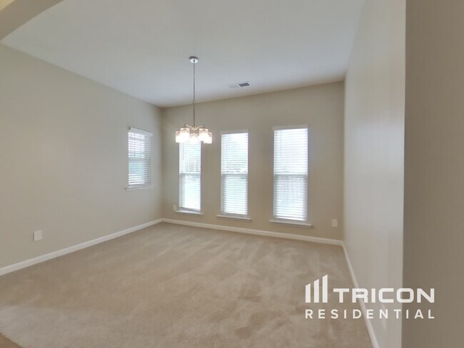 Foto del edificio - 125 Highwood Dr