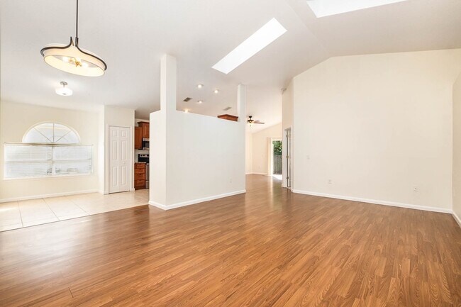 Building Photo - 6772 Fawn Ridge Dr