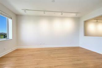 Foto del edificio - 901 W 9th St