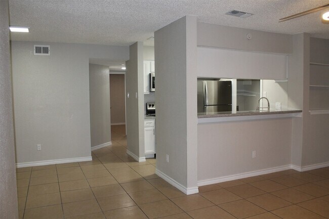 Foto del edificio - 1122 Brenda Ln