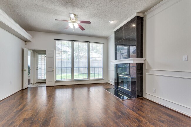 Building Photo - 7716 Meadowlark Dr