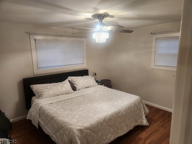 Foto del edificio - 52 Vetrone Dr