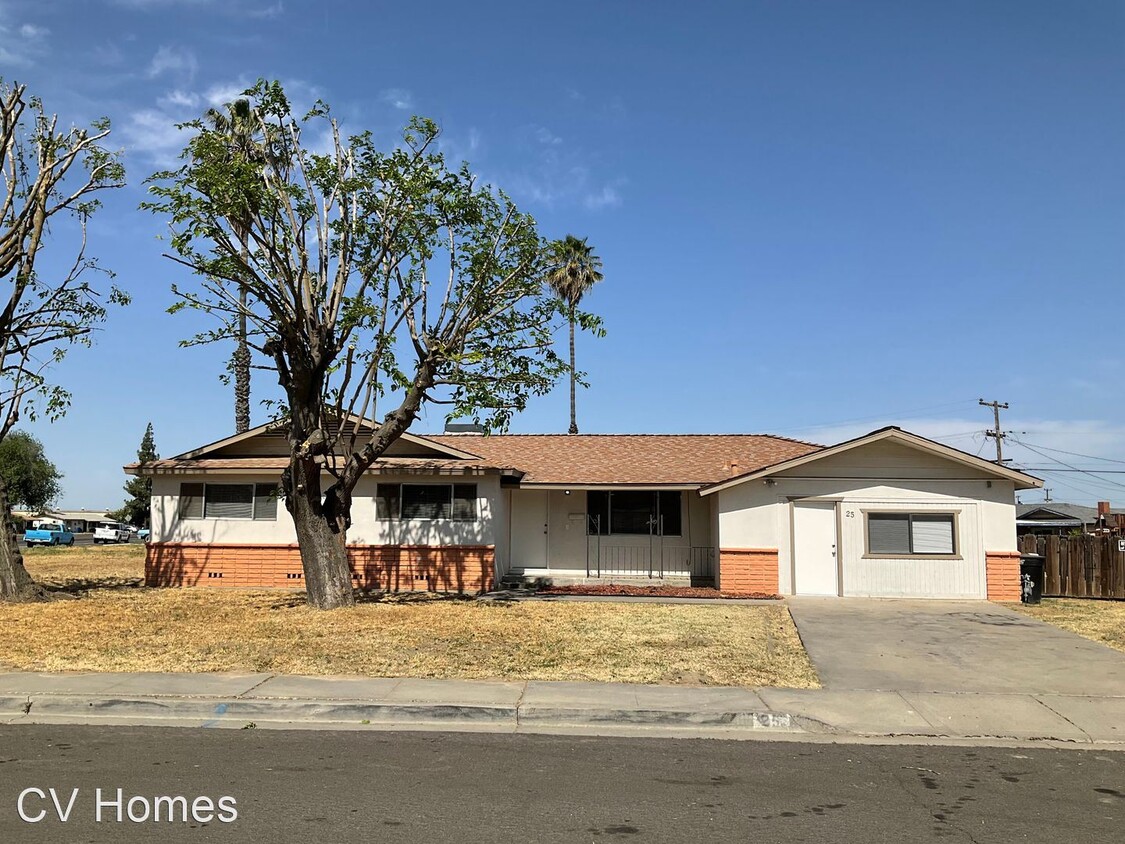 25 Acacia Dr, Lemoore, CA 93245 House Rental in Lemoore, CA