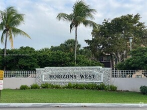 Building Photo - 8730 SW 133rd Avenue Rd