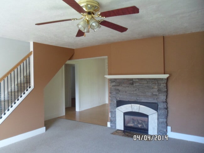 Building Photo - 123 NW 9th St