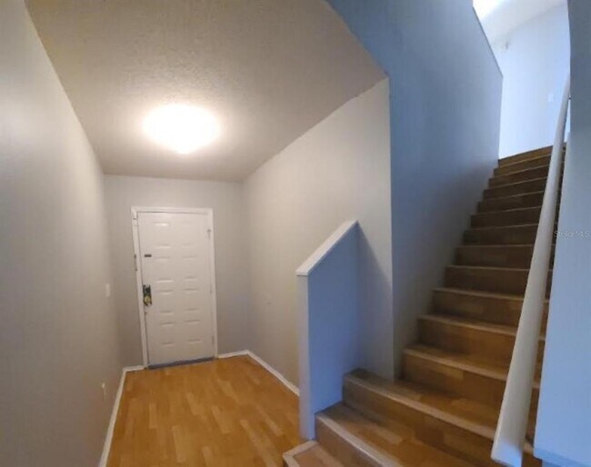 Building Photo - 1501 Rincon Dr