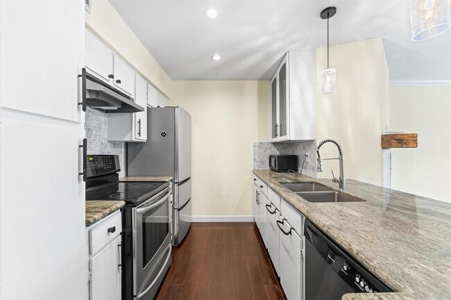 Foto del edificio - 4635 Wild Indigo St