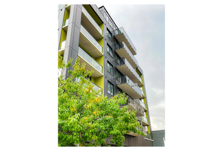 Building Photo - 388 King St E