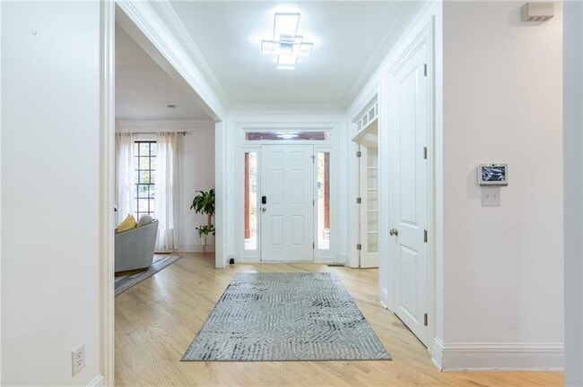 Foto del edificio - 1219 Moores Mill Rd NW