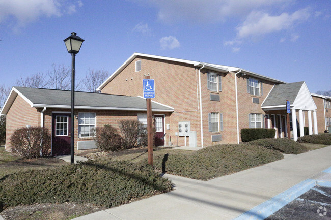 Building Photo - Lindsey Terrace Apartments