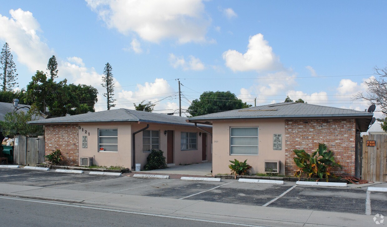 Foto del edificio - 5121 NE 18th Ave