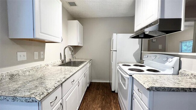 Foto del edificio - 4501 Witham Ln