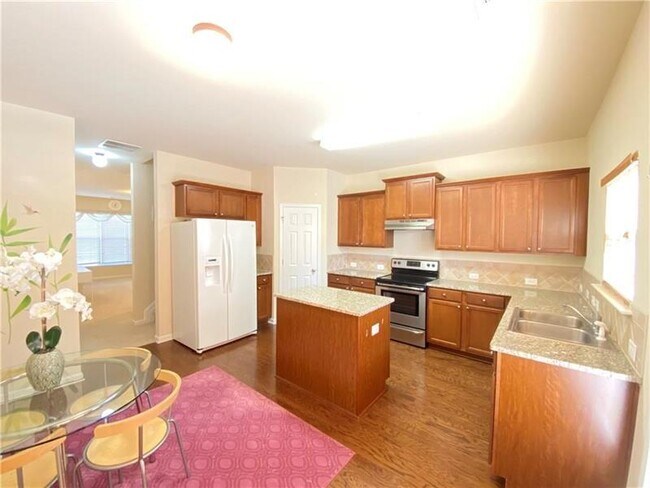 Building Photo - 3026 Liberty Way NW