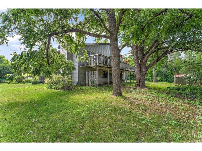 Foto del edificio - 7390 Stewart Dr