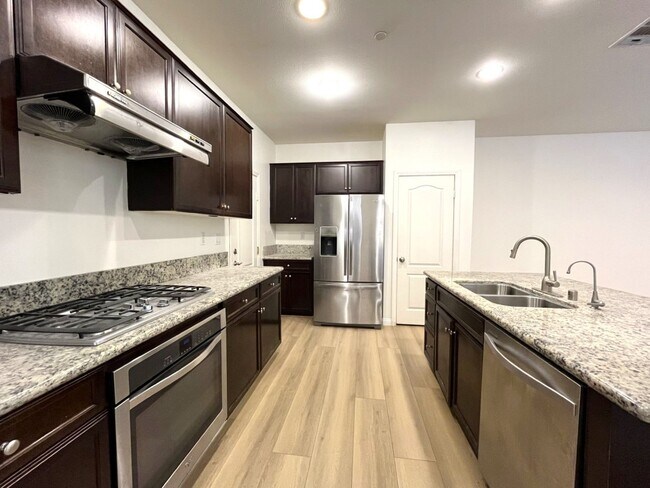Foto del edificio - 14601 Serenade Dr