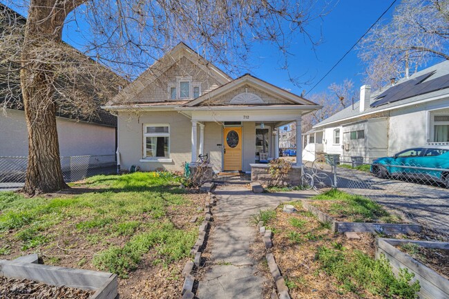 Building Photo - 712 S 900 E