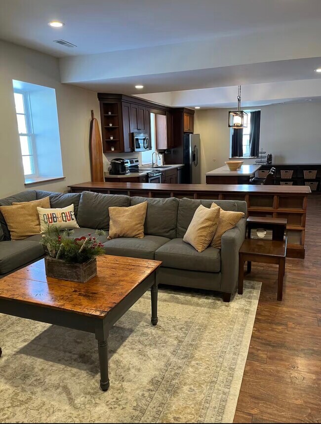 Foto del edificio - 237 Fremont Ave