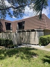 Building Photo - 1221 12th Ln