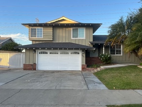 Building Photo - 521 E Trenton Ave