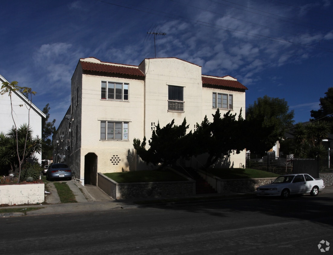 Building Photo - 5421 Ash St