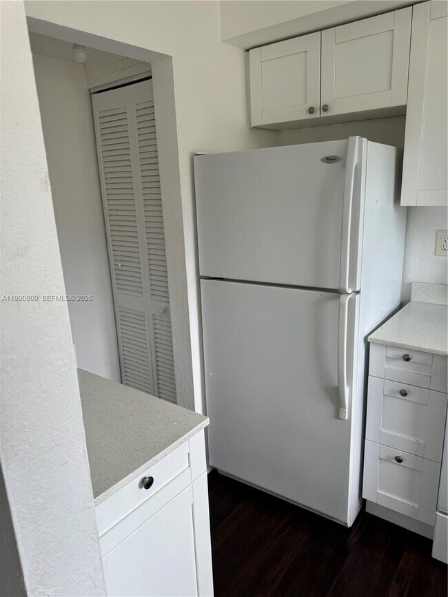 Foto del edificio - 8301 NW 4th Ave